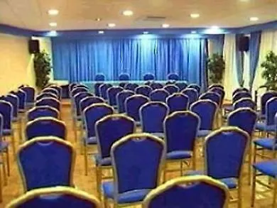 Hotel Kross Velazquez 3*