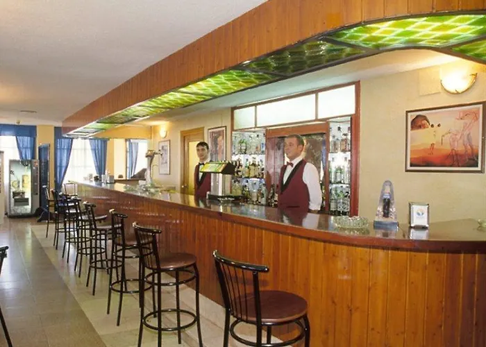 Kross Velazquez 3* Benalmádena